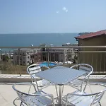Neli Sea