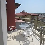 Neli Sea