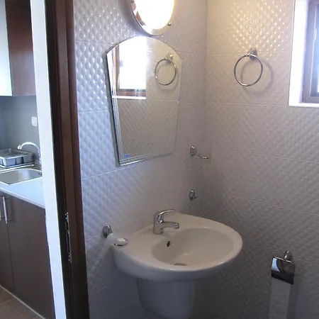 Guest house Neli Sea 3*