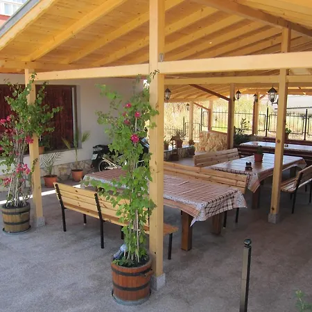 Guest house Neli Sea